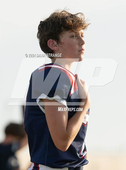 Thumbnail 2 in Katy @ Tompkins (White) photogallery.