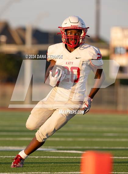 Thumbnail 1 in Katy @ Tompkins (White) photogallery.
