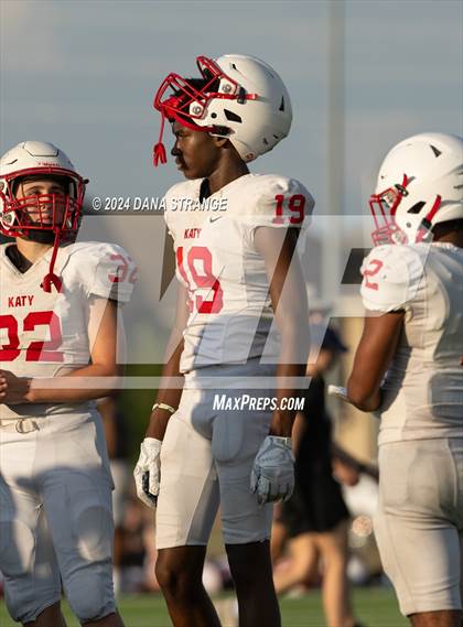 Thumbnail 1 in Katy @ Tompkins (White) photogallery.