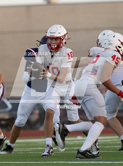 Thumbnail 2 in Katy @ Tompkins (White) photogallery.