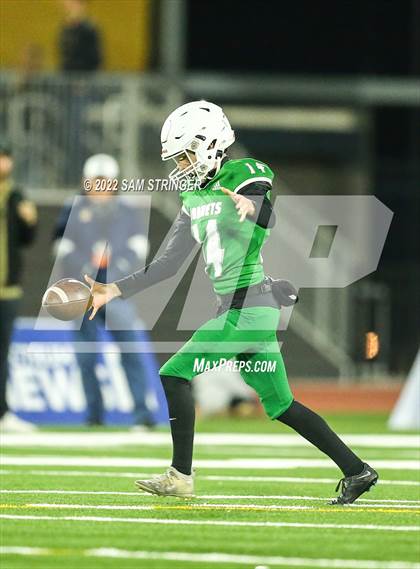 Thumbnail 3 in De La Salle @ Lincoln (CIF State D1-AA Final) photogallery.