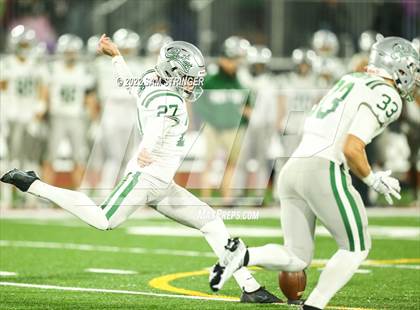 Thumbnail 3 in De La Salle @ Lincoln (CIF State D1-AA Final) photogallery.