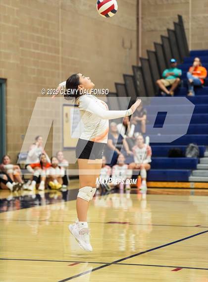 Thumbnail 3 in FR: Lakewood @ Dakota Ridge photogallery.