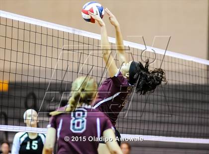 Thumbnail 3 in Sherman vs Howe (Farmersville Volleyball Tournament) photogallery.