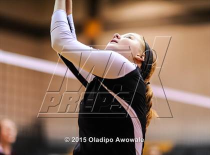 Thumbnail 2 in Sherman vs Howe (Farmersville Volleyball Tournament) photogallery.