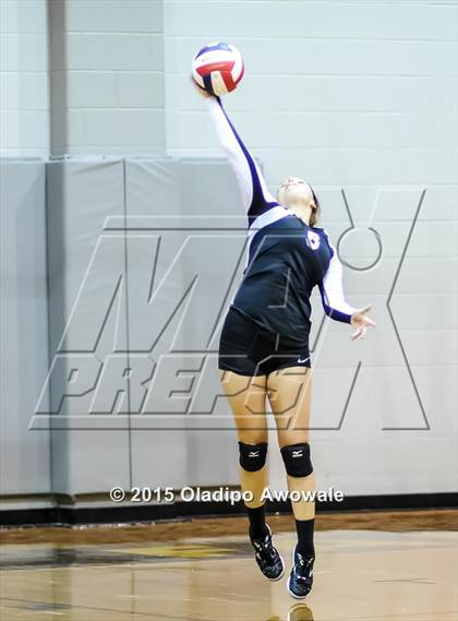 Thumbnail 3 in Sherman vs Howe (Farmersville Volleyball Tournament) photogallery.