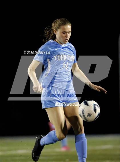 Thumbnail 1 in Wakefield @ Yorktown photogallery.
