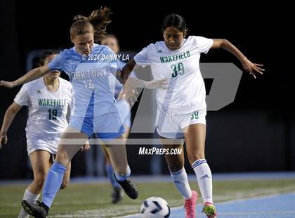 Thumbnail 3 in Wakefield @ Yorktown photogallery.