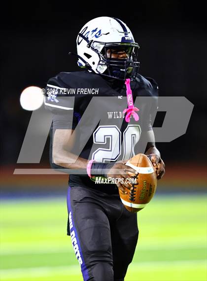 Thumbnail 2 in Yuma Catholic @ Willow Canyon photogallery.