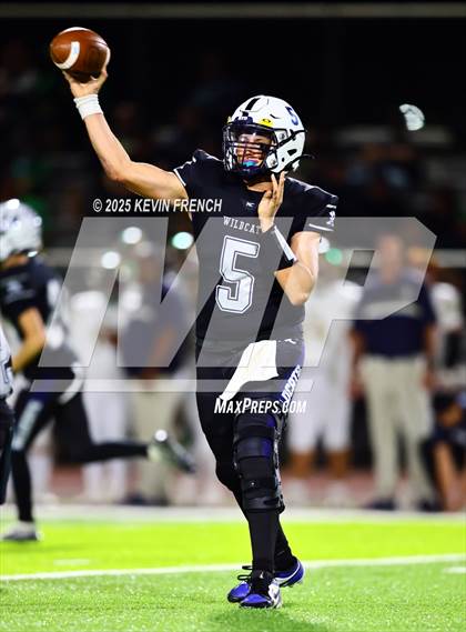 Thumbnail 2 in Yuma Catholic @ Willow Canyon photogallery.