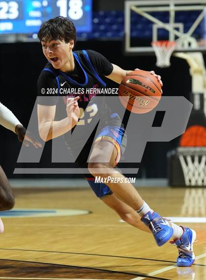 Thumbnail 1 in Westlake vs. Shoemaker (Cy-Hoops Invitational) photogallery.