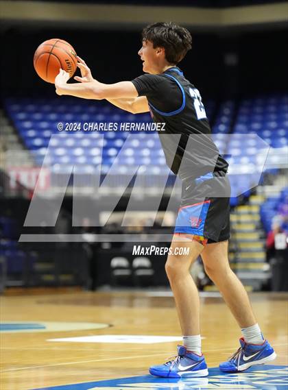 Thumbnail 1 in Westlake vs. Shoemaker (Cy-Hoops Invitational) photogallery.