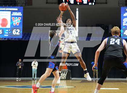 Thumbnail 3 in Westlake vs. Shoemaker (Cy-Hoops Invitational) photogallery.
