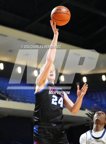 Thumbnail 3 in Westlake vs. Shoemaker (Cy-Hoops Invitational) photogallery.