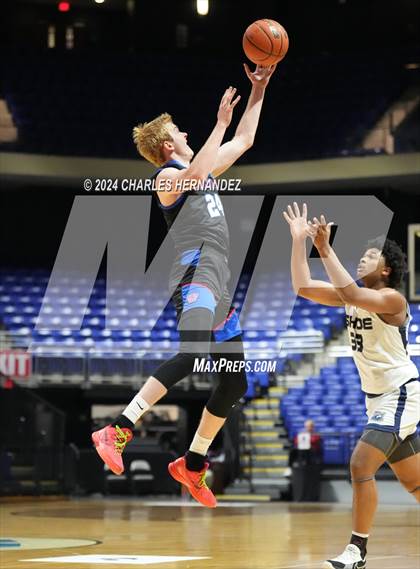 Thumbnail 3 in Westlake vs. Shoemaker (Cy-Hoops Invitational) photogallery.
