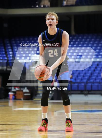 Thumbnail 3 in Westlake vs. Shoemaker (Cy-Hoops Invitational) photogallery.