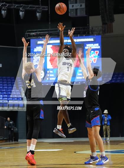 Thumbnail 3 in Westlake vs. Shoemaker (Cy-Hoops Invitational) photogallery.