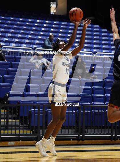 Thumbnail 3 in Westlake vs. Shoemaker (Cy-Hoops Invitational) photogallery.