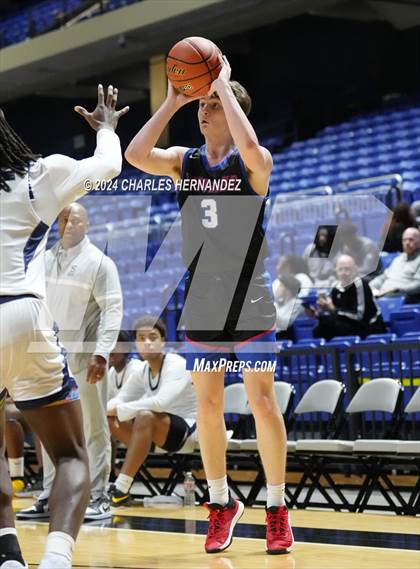 Thumbnail 2 in Westlake vs. Shoemaker (Cy-Hoops Invitational) photogallery.