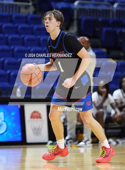Thumbnail 3 in Westlake vs. Shoemaker (Cy-Hoops Invitational) photogallery.