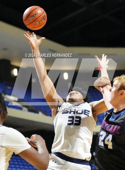 Thumbnail 3 in Westlake vs. Shoemaker (Cy-Hoops Invitational) photogallery.