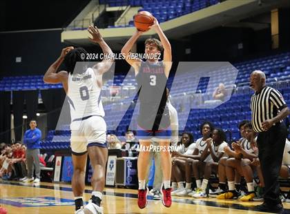 Thumbnail 3 in Westlake vs. Shoemaker (Cy-Hoops Invitational) photogallery.