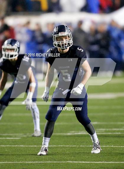 Thumbnail 3 in Russellville vs. Greenwood (AAA 6A Final) photogallery.