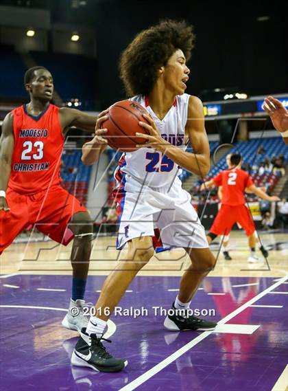 Thumbnail 2 in Folsom vs. Modesto Christian (CIF SJS D1 Final) photogallery.
