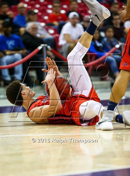 Thumbnail 3 in Folsom vs. Modesto Christian (CIF SJS D1 Final) photogallery.