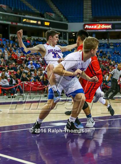 Thumbnail 3 in Folsom vs. Modesto Christian (CIF SJS D1 Final) photogallery.