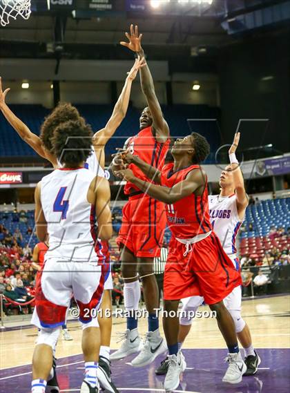 Thumbnail 2 in Folsom vs. Modesto Christian (CIF SJS D1 Final) photogallery.