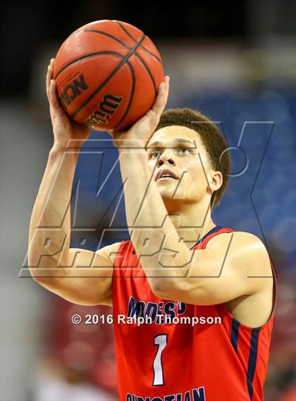 Thumbnail 2 in Folsom vs. Modesto Christian (CIF SJS D1 Final) photogallery.