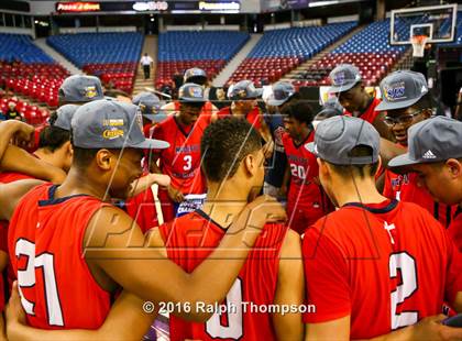 Thumbnail 1 in Folsom vs. Modesto Christian (CIF SJS D1 Final) photogallery.