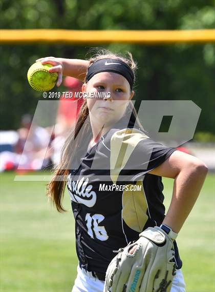 Thumbnail 3 in Morrilton vs. Pottsville (AAA 4A Semifinal) photogallery.