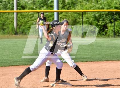 Thumbnail 1 in Morrilton vs. Pottsville (AAA 4A Semifinal) photogallery.
