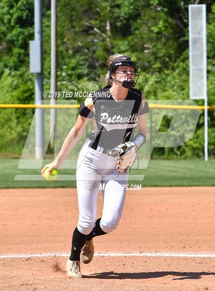 Thumbnail 3 in Morrilton vs. Pottsville (AAA 4A Semifinal) photogallery.