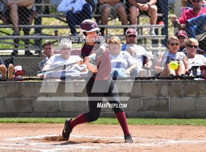 Thumbnail 3 in Morrilton vs. Pottsville (AAA 4A Semifinal) photogallery.