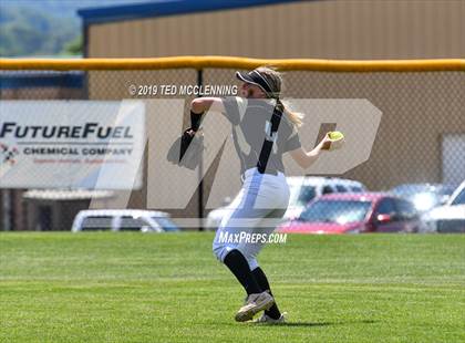 Thumbnail 3 in Morrilton vs. Pottsville (AAA 4A Semifinal) photogallery.