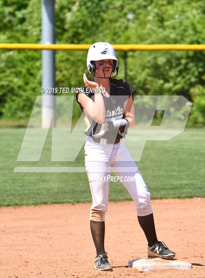 Thumbnail 3 in Morrilton vs. Pottsville (AAA 4A Semifinal) photogallery.