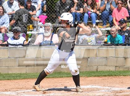 Thumbnail 2 in Morrilton vs. Pottsville (AAA 4A Semifinal) photogallery.