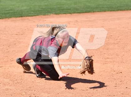 Thumbnail 3 in Morrilton vs. Pottsville (AAA 4A Semifinal) photogallery.