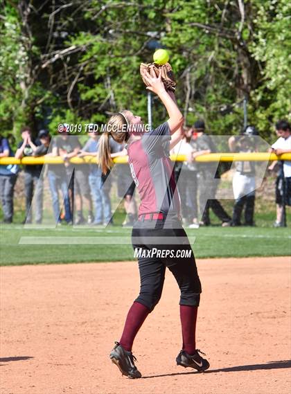 Thumbnail 2 in Morrilton vs. Pottsville (AAA 4A Semifinal) photogallery.