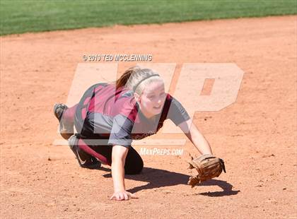 Thumbnail 1 in Morrilton vs. Pottsville (AAA 4A Semifinal) photogallery.