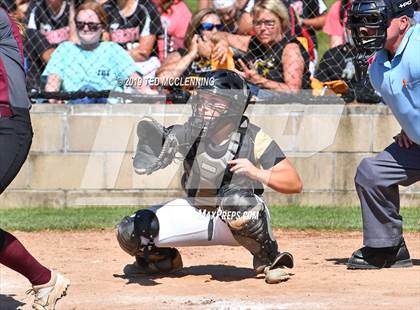 Thumbnail 2 in Morrilton vs. Pottsville (AAA 4A Semifinal) photogallery.