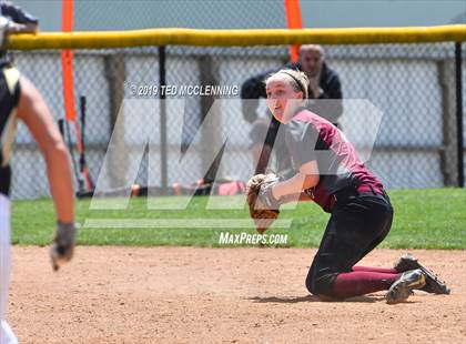 Thumbnail 3 in Morrilton vs. Pottsville (AAA 4A Semifinal) photogallery.