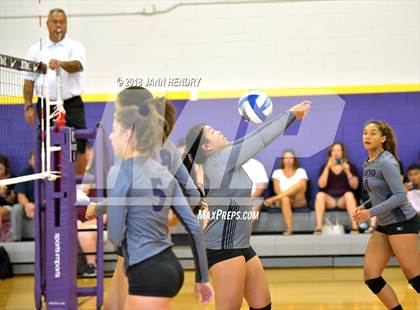 Thumbnail 1 in Rancho Cucamonga vs. Redondo Union (Durango Fall Classic) photogallery.
