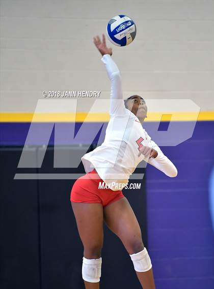 Thumbnail 1 in Rancho Cucamonga vs. Redondo Union (Durango Fall Classic) photogallery.