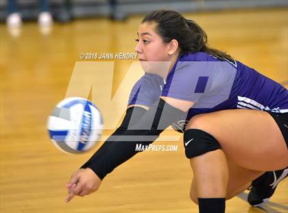 Thumbnail 2 in Rancho Cucamonga vs. Redondo Union (Durango Fall Classic) photogallery.