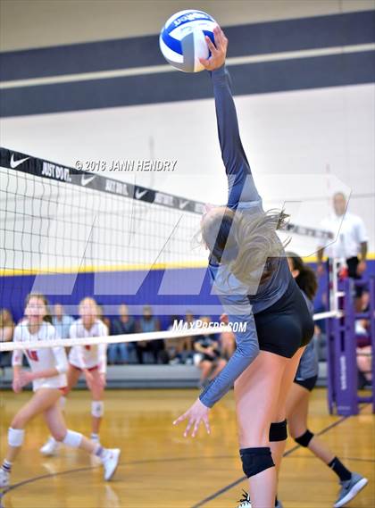 Thumbnail 3 in Rancho Cucamonga vs. Redondo Union (Durango Fall Classic) photogallery.