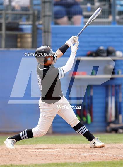 Thumbnail 3 in Arroyo vs. Marshall (CIF SS D7 Final) photogallery.